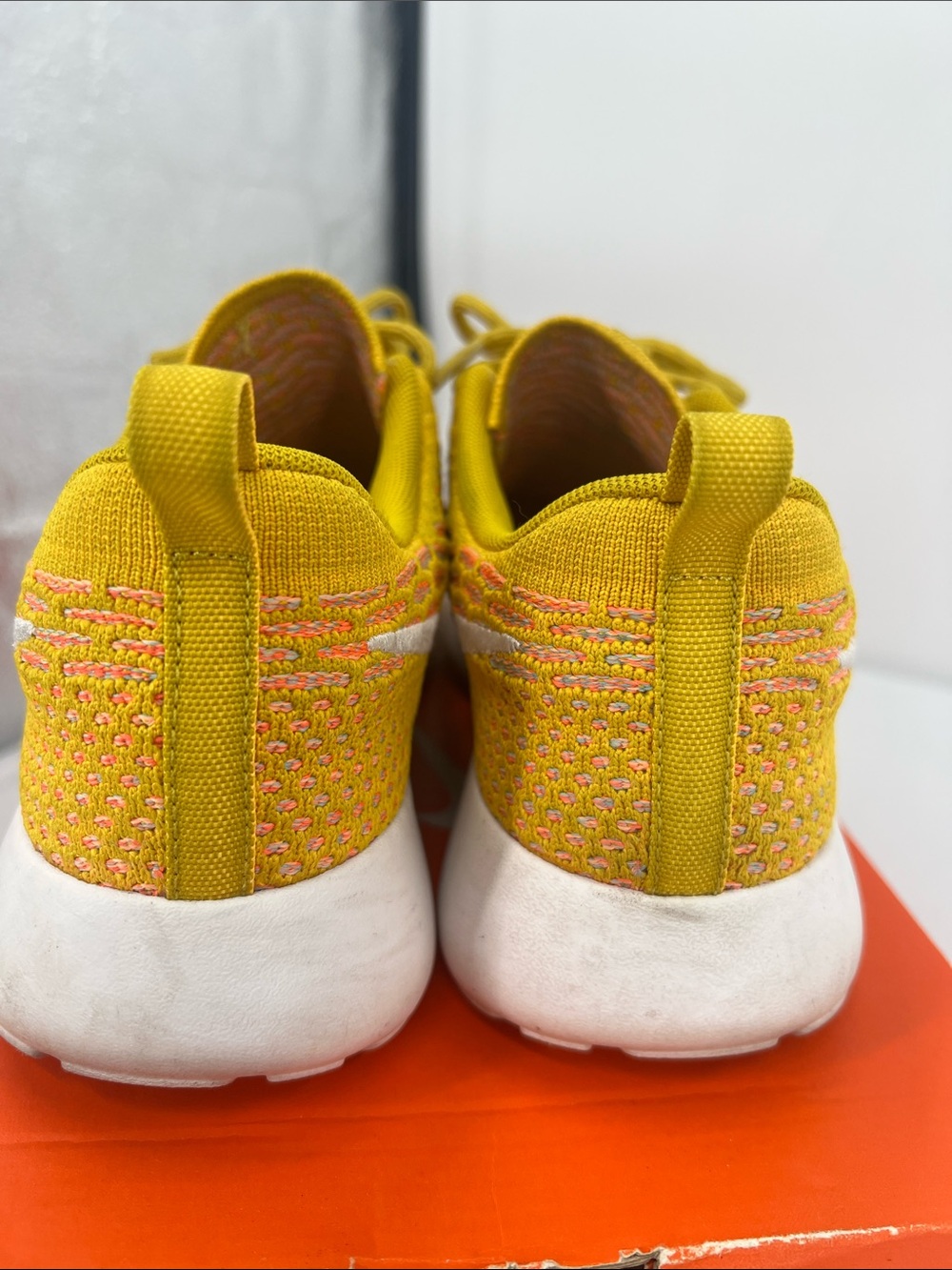 Nike Roshe One Flyknit sneaker - Picture 3 of 6